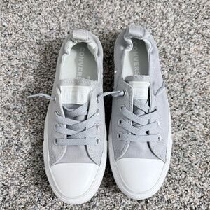 Classic Low-Top Canvas Sneakers in Light Gray🩶